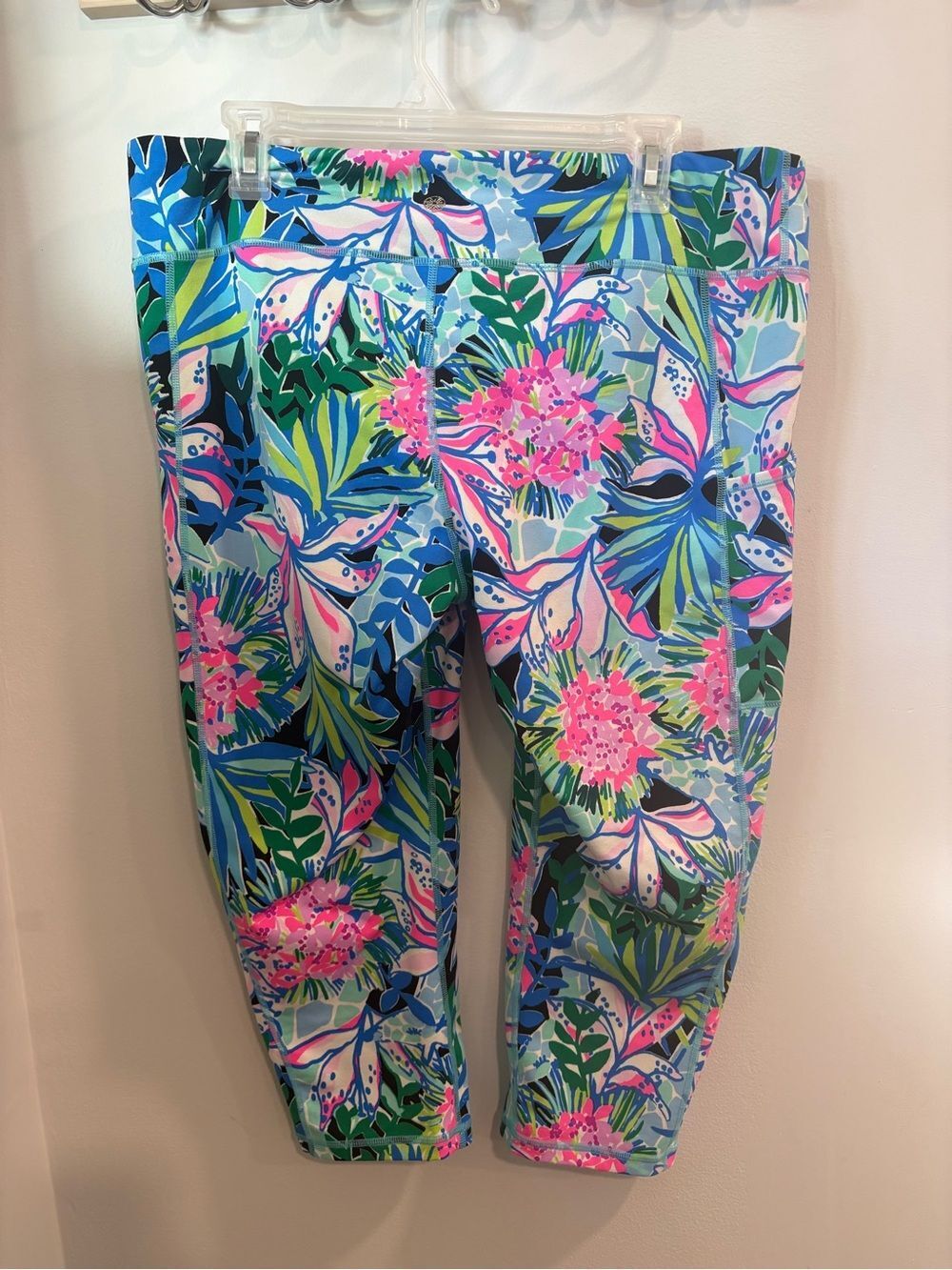 Lilly Pulitzer Pink & Blue Tropical-Print Joggers
